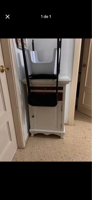 Mueble auxiliar con bandeja y cajón