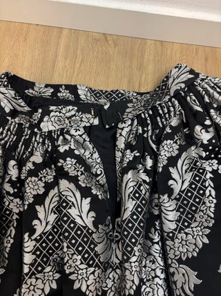 Falda Fallera Brocatel Negro y Plata