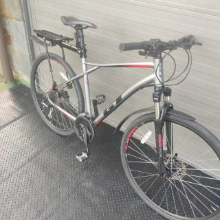 Bicicleta GT Transeo Elite Híbrida Trekking