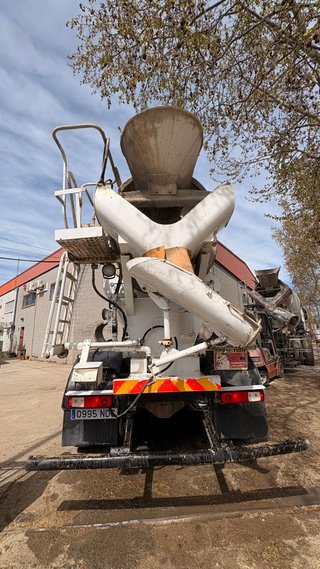 Camión Hormigonera Renault