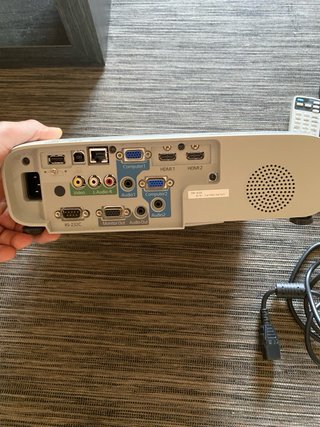 Proyector Epson EB-W39