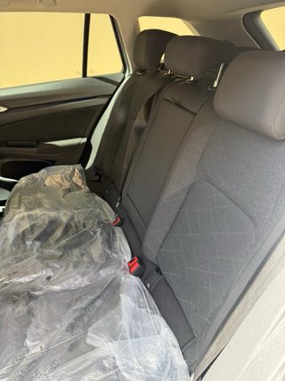 Volkswagen Golf 2021