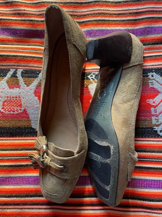Zapatos de ante bajos con flecos