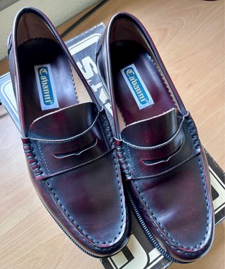 Zapatos mocasines de cuero burdeos