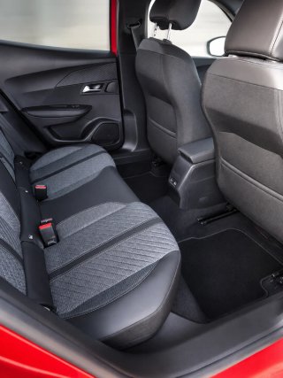 Peugeot 2008 Allure (2024) +extras+garantía