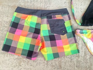 Conjunto Bikini y Pantaloneta Roxy Cuadros