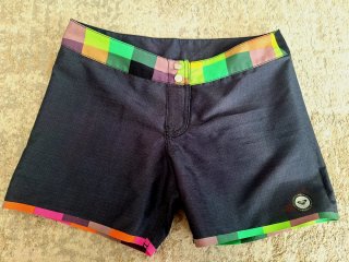 Conjunto Bikini y Pantaloneta Roxy Cuadros