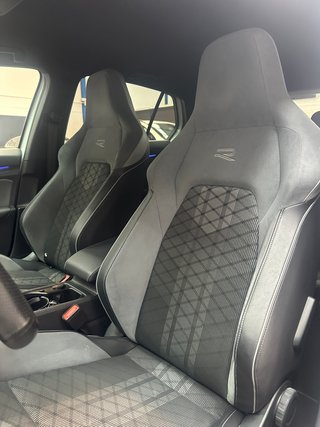 Volkswagen Golf 2021 RLINE