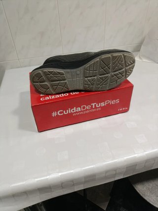 Zapatos de trabajo Panter negros y grises