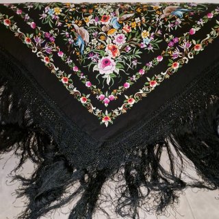 Mantón Manila Seda Negro Bordado Flores Pájaros