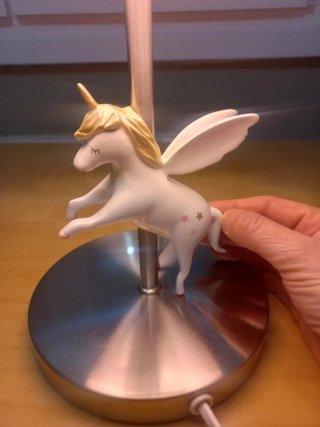 Lámpara infantil unicornio estrellas