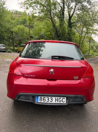 Peugeot 308 2011