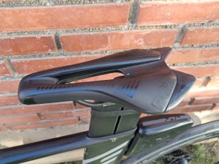 Bicicleta Felt IA Triatlón Carbono
