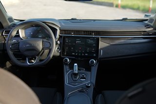 LYNK & CO 01 2023