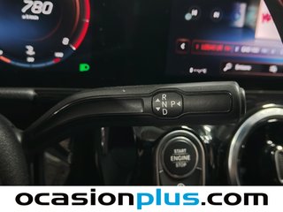 Mercedes-Benz GLA 180 100 kW (136 CV)