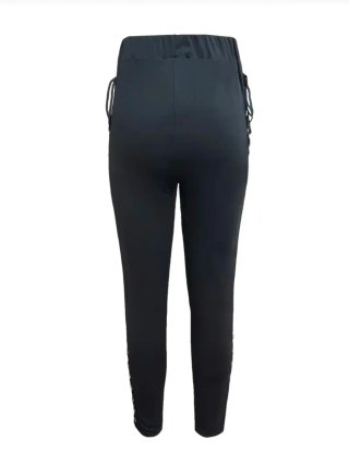 Leggings Góticos Negros con Cordones y anillas.
