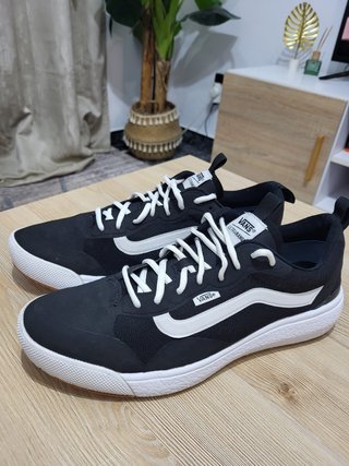 Vans UltraRange.  -T44.5