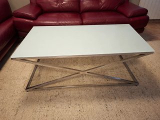 Mesa de centro y mesa auxiliar cristal y metal