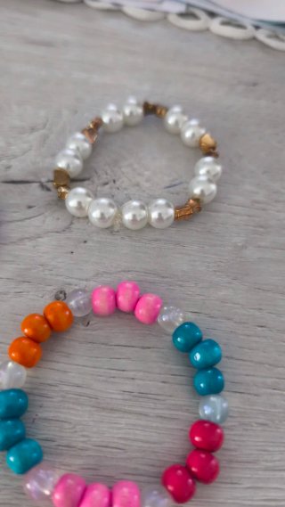 Pulseras de bolitas personalizadas