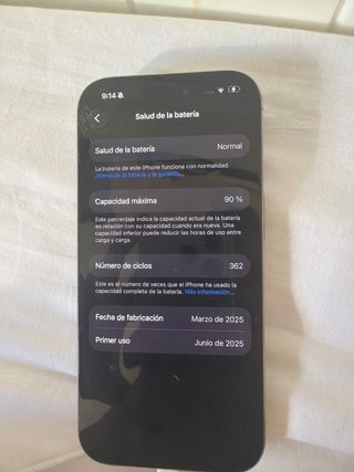 iPhone 16 Pro Gris (Grieta en la pantalla)