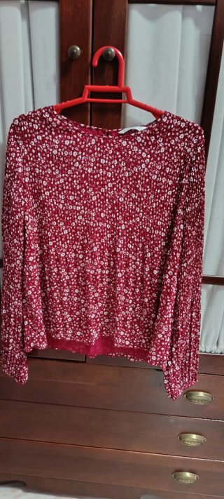 Camisa Stradivarius floral mujer