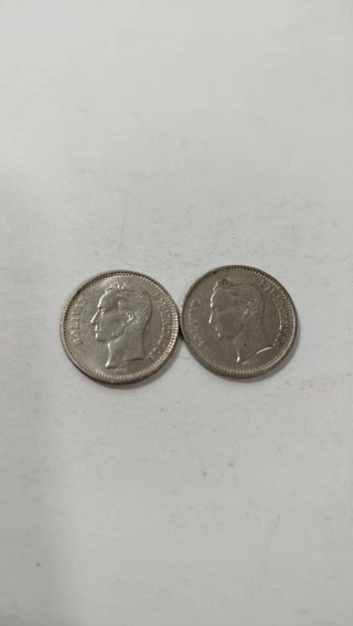 2 Monedas 50 Céntimos- Venezuela