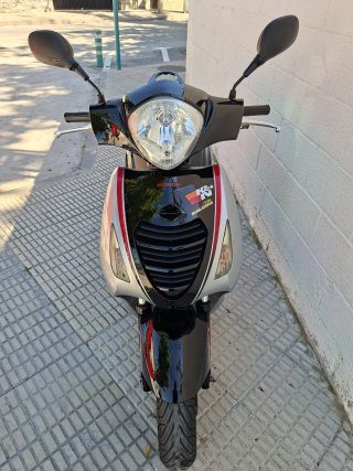 Honda PS 125i Passion Scooter Automática
