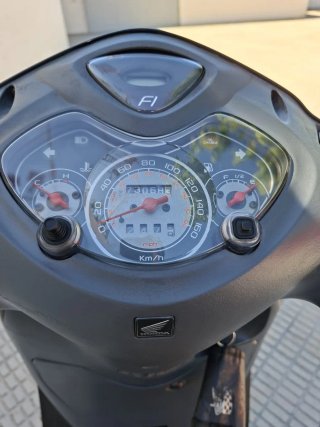Honda PS 125i Passion Scooter Automática