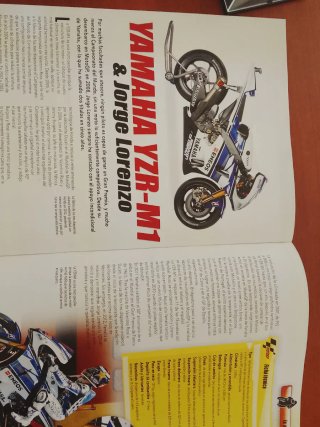 Miniatura Casco Moto GP Jorge Lorenzo 2012