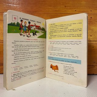 Lote 4 Libros y Cómics Escolares Antiguos