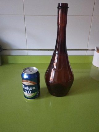 Botella Antigua Ferroquina vacía.