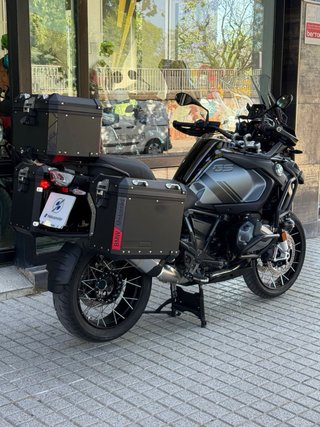 BMW R 1250 GS Adventure Negra
