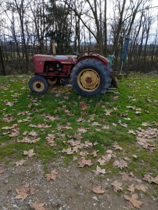 Tractor Massey Ferguson