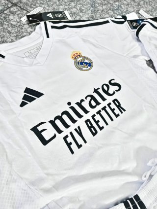 Conjunto Real Madrid Mbappe 10