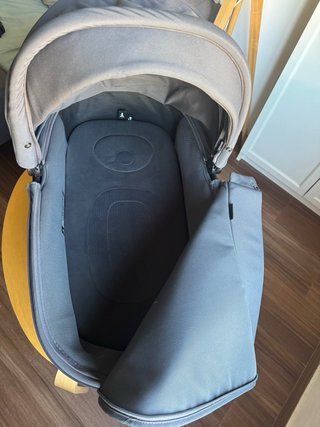 Carrito Jané 2 piezas Keep + capazo Sleep