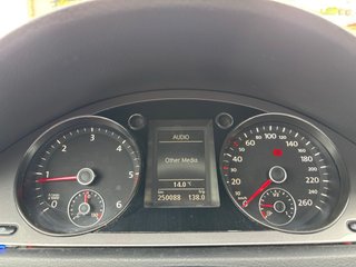 Volkswagen Passat 2010
