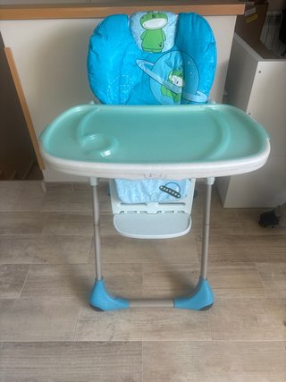 Trona para bebé azul con estampado