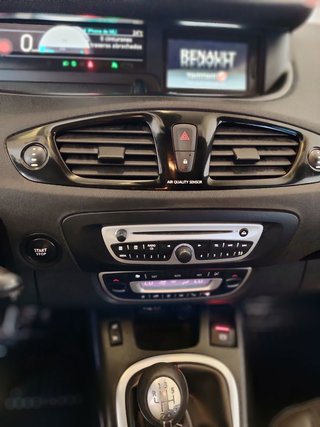 Renault Grand Scenic 2012