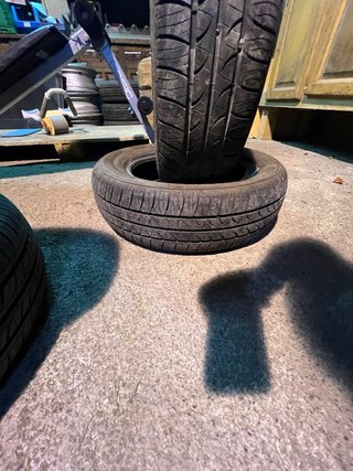 2 Neumáticos 175/65R82T DOT 1224
