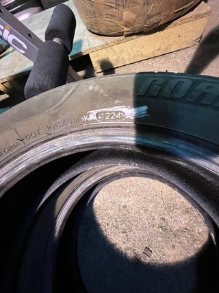 2 Neumáticos 175/65R82T DOT 1224