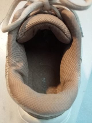 Zapatillas Beige y Doradas