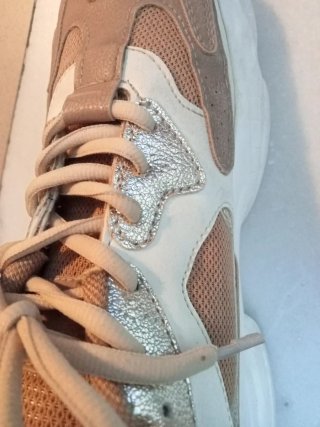 Zapatillas Beige y Doradas