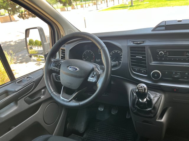 FORD TRANSIT CUSTOM L2 A PARTIR DE **325€/MES**