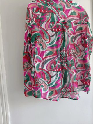 Camisa estampada vaporosa Talla M