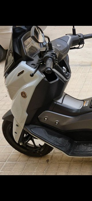 Yamaha N Max Tech 125 gris