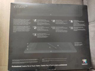 NUEVA - Tableta Gráfica Wacom Intuos PRO Medium