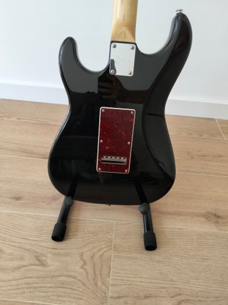 G&L Legacy Fullerton Deluxe HSS Guitarra