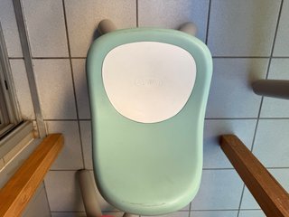 Mesa y 2 Sillas Smoby Infantil
