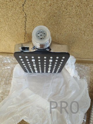 Ugello doccia con tubo da 1,6 m anticalcare