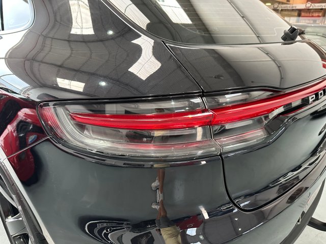 Porsche Macan 2021